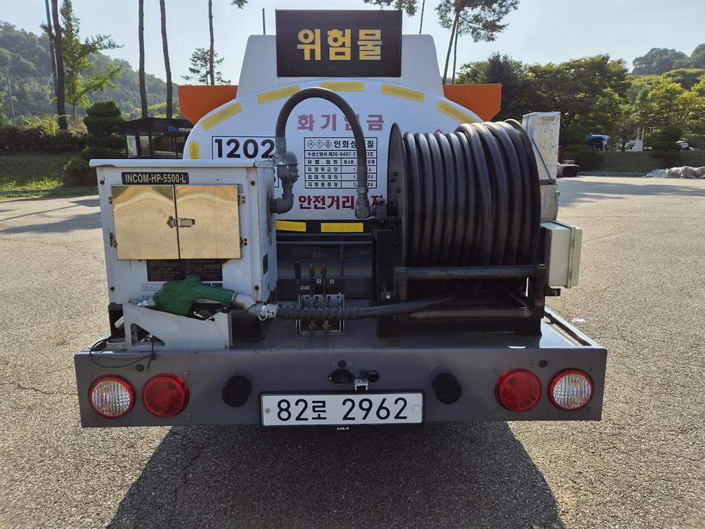 기아 봉고 1톤 탱크로리 2022년식 사진 4