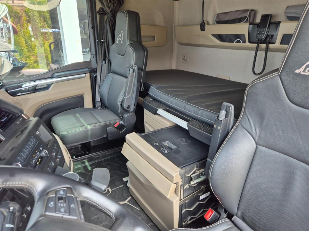 만(MAN) TGX 25톤 카고 2024년식 사진 7