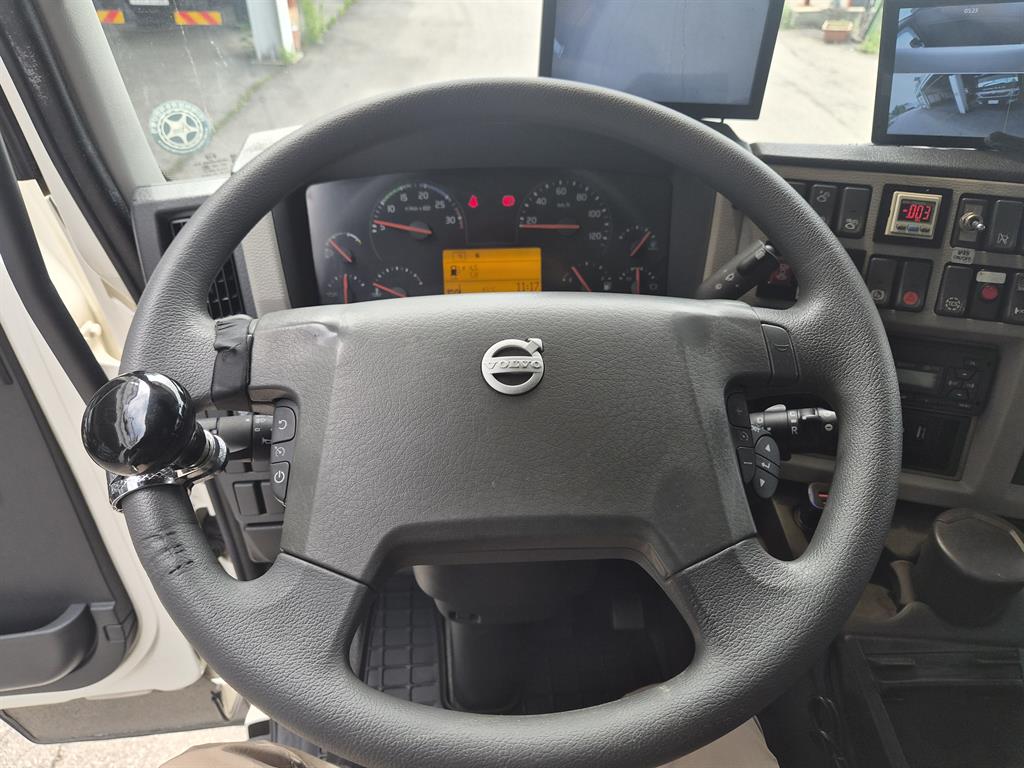 볼보 6.5톤 버큠로리 2019년식 사진 16