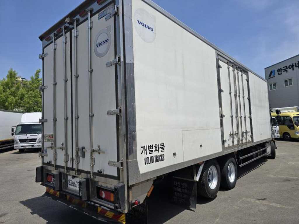 볼보 FL 4.5톤 윙바디 2018년식 사진 4