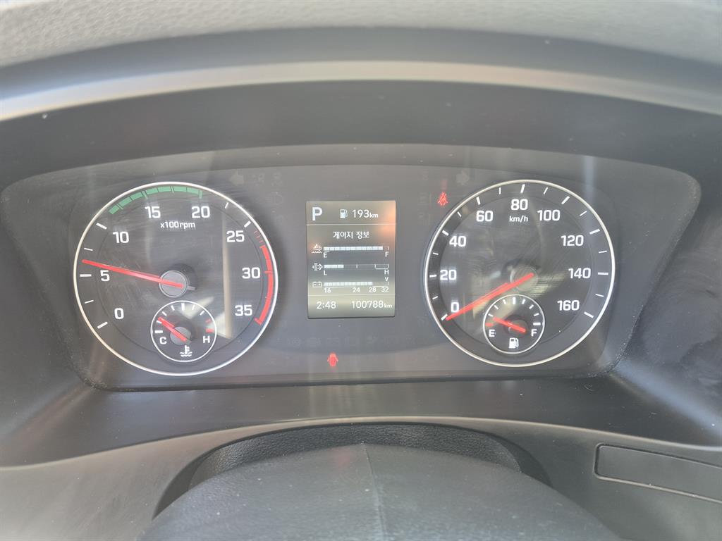 현대 마이티 2.5톤 익스탑 2022년식 계기판 100,788km