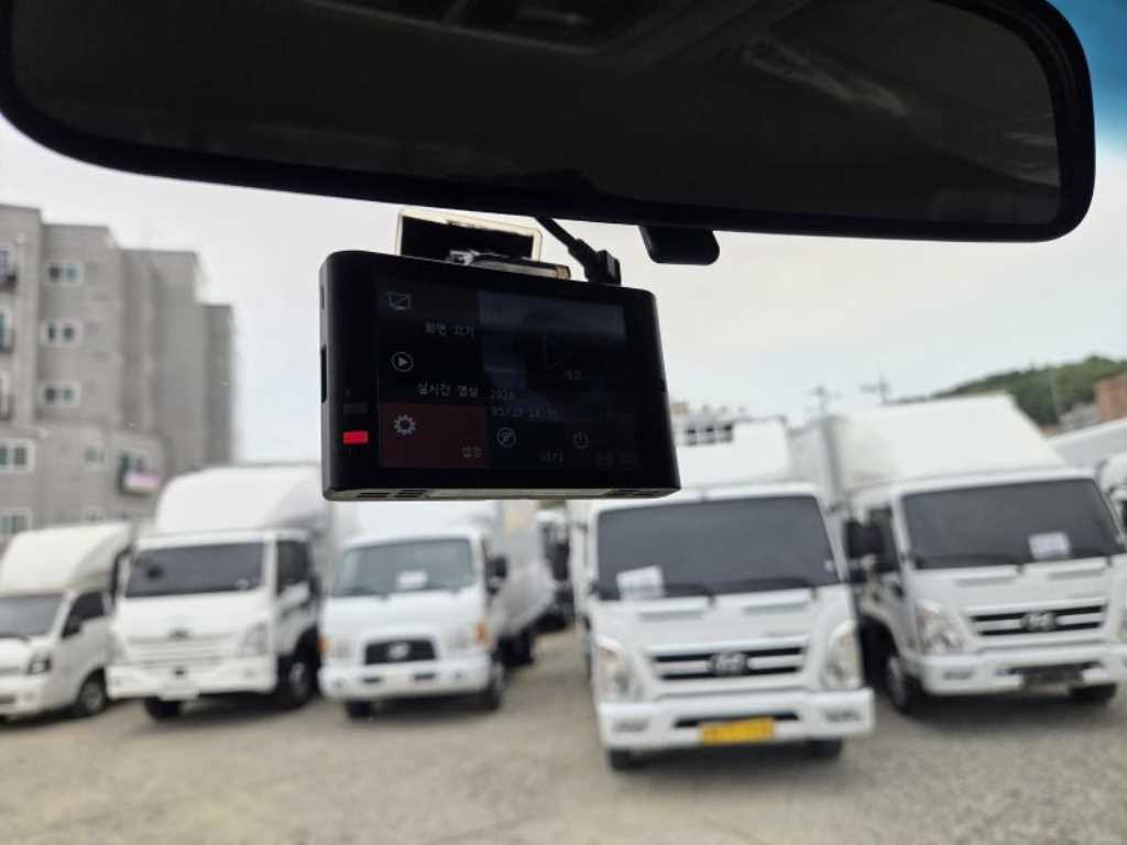 현대 마이티 2.5톤 카고 2021년식 블랙박스 본체