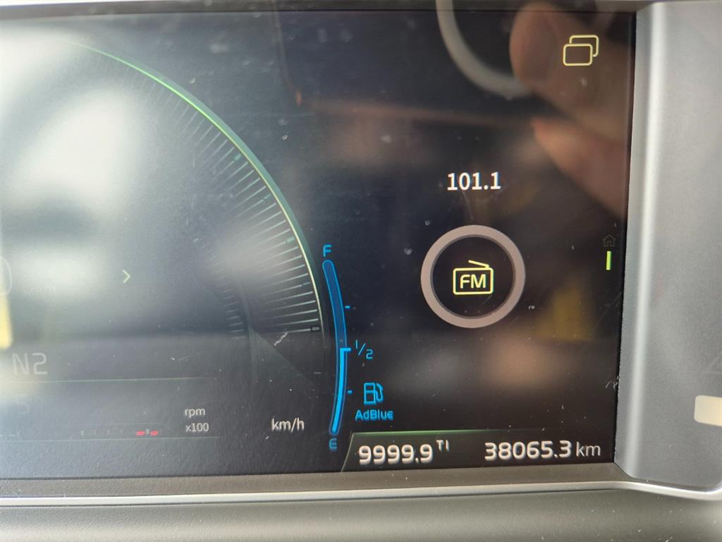 볼보 FM 24톤 암롤 2022년식 디지털 계기판 38,065.3km