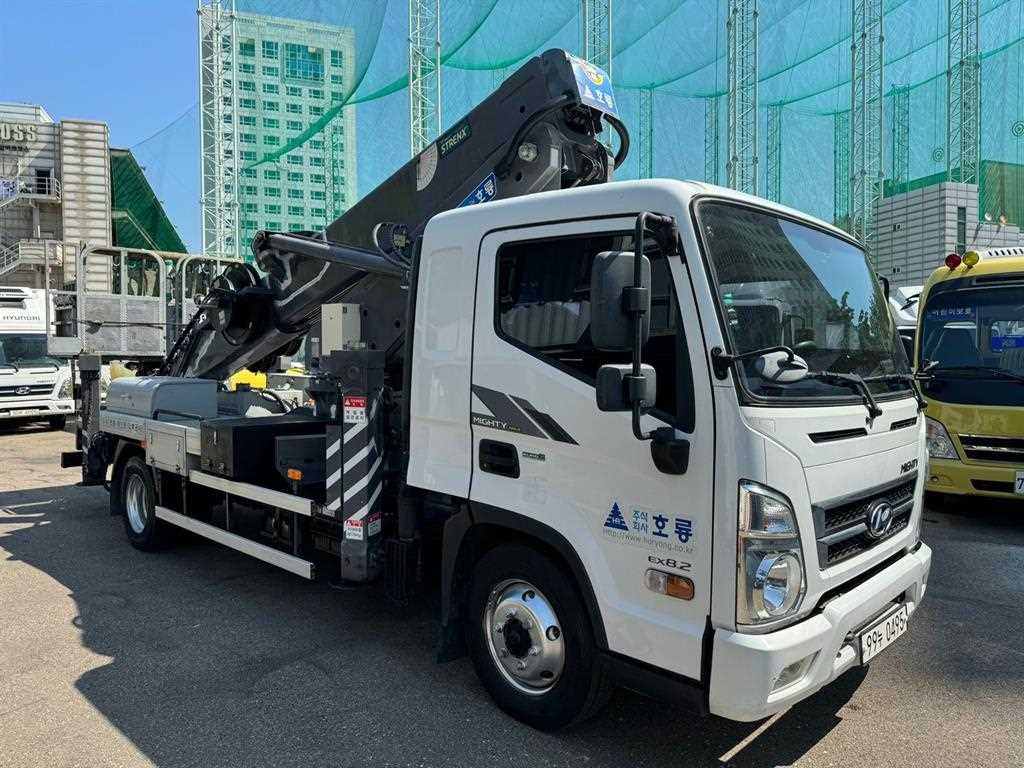 현대 마이티 3.5톤 고소작업차 2018년식 로고 도어, 폴딩 붐