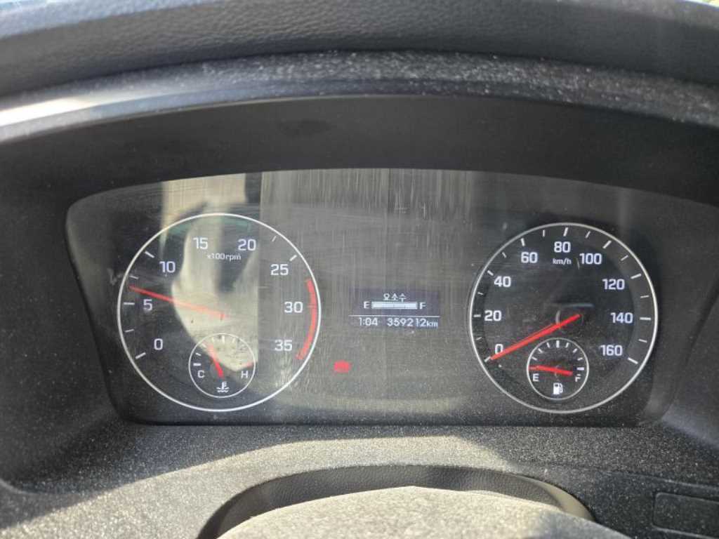 현대 마이티 3.5톤 내장탑 2019년식 계기판 359,212km
