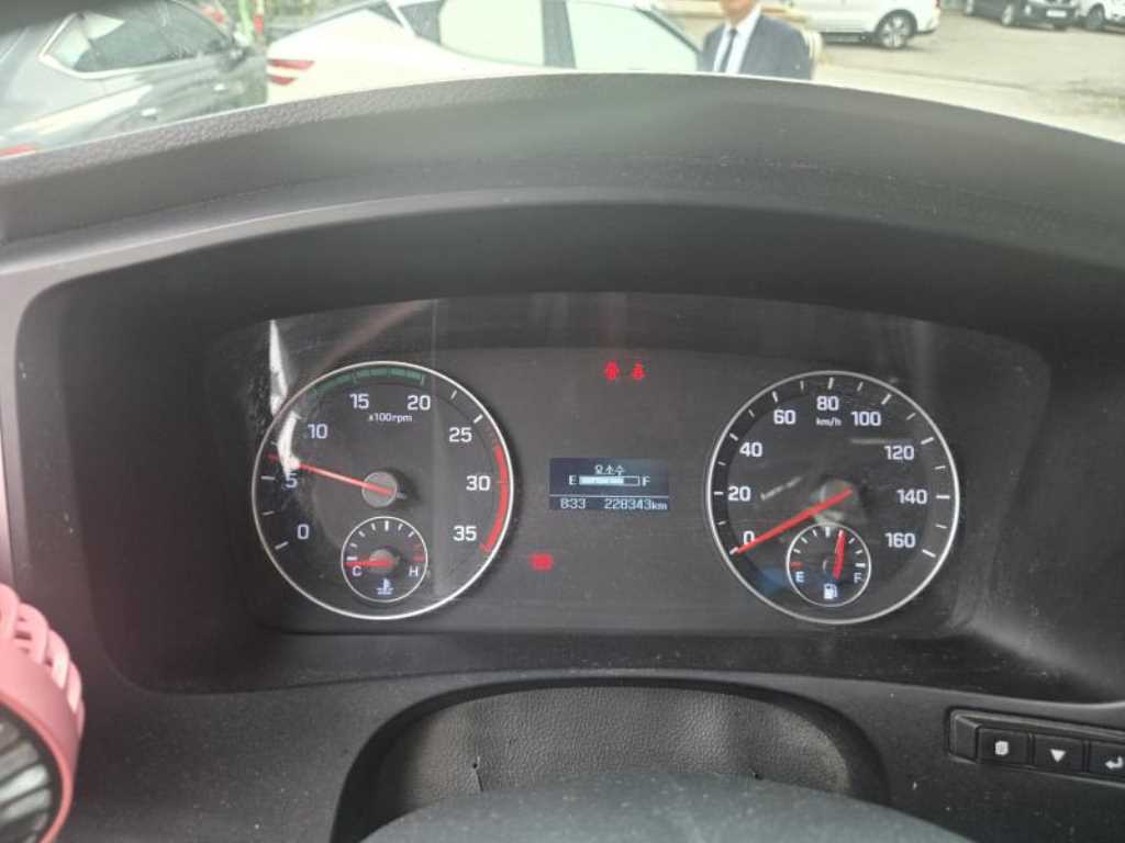 현대 마이티 3.5톤 내장탑 2020년식 계기판 ODO 228,343km