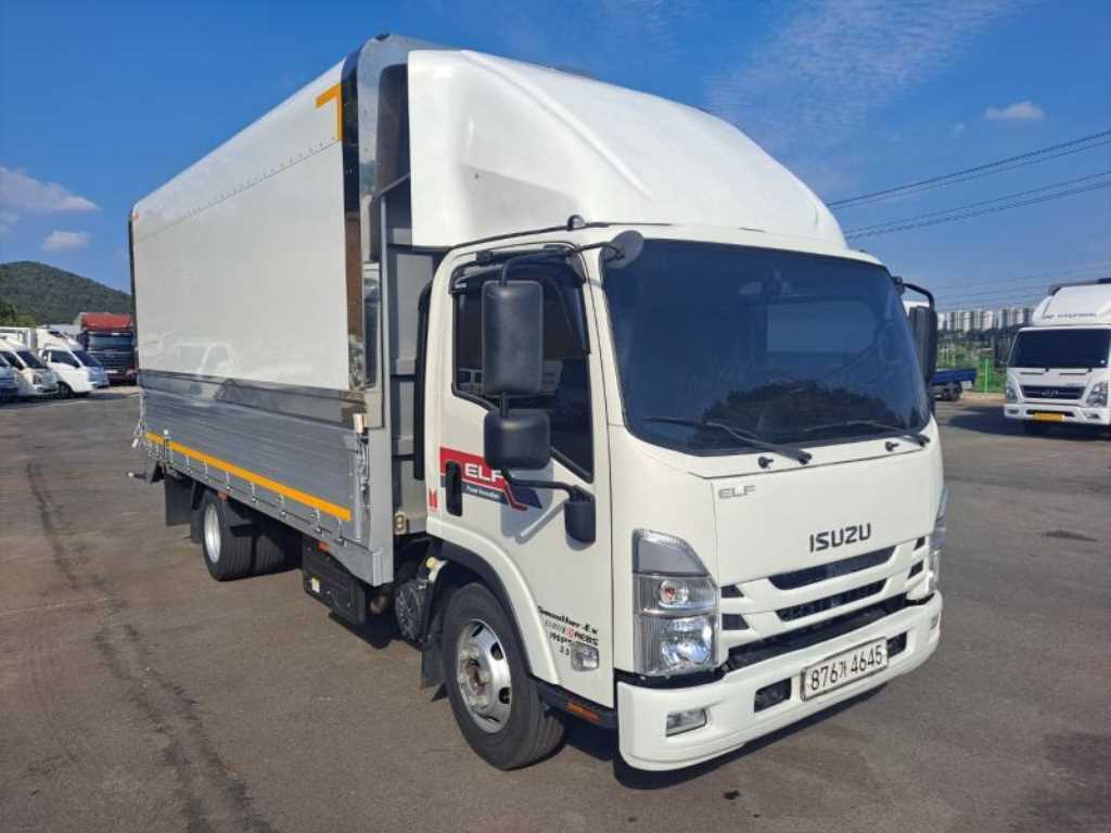 이스즈 엘프 3.5톤 윙바디 2023년식 ISUZU · ELF 표기