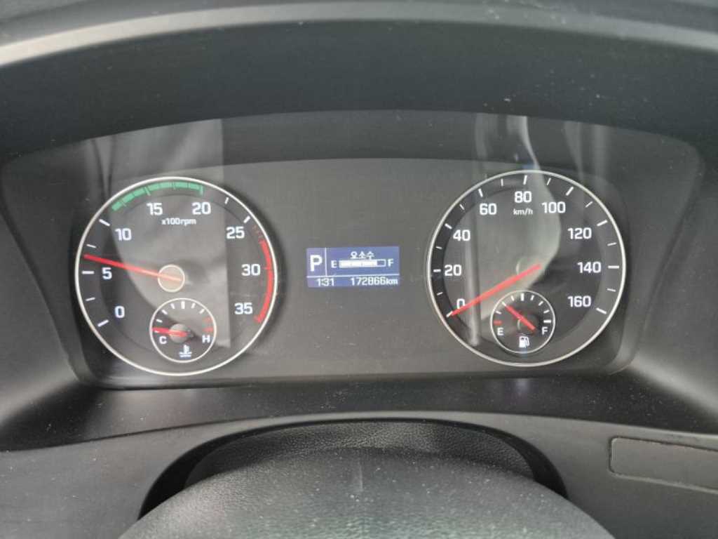 현대 올뉴마이티 3.5톤 카고 2020년식 계기판 · 172,866km