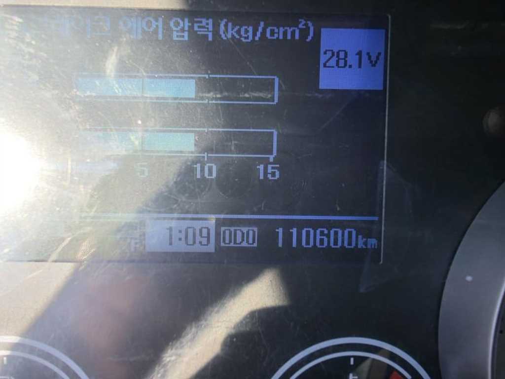 현대 메가트럭 5톤 냉동탑 2018년식 ODO 110,600km