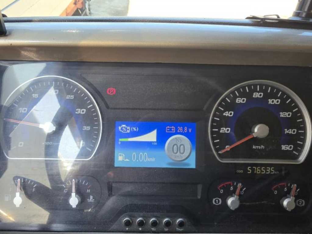 타타대우 노부스 5톤 윙바디 2018년식 ODO 576,535km, 26.8V