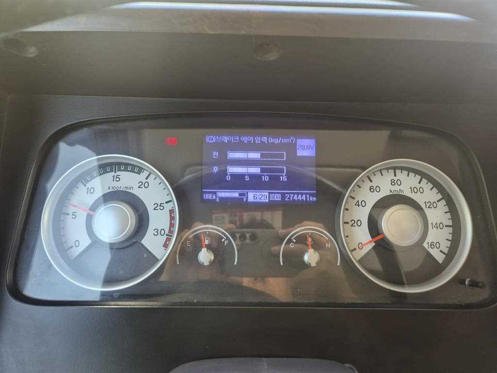 현대 메가트럭 5톤 윙바디 2020년식 표시 주행거리 274,441km