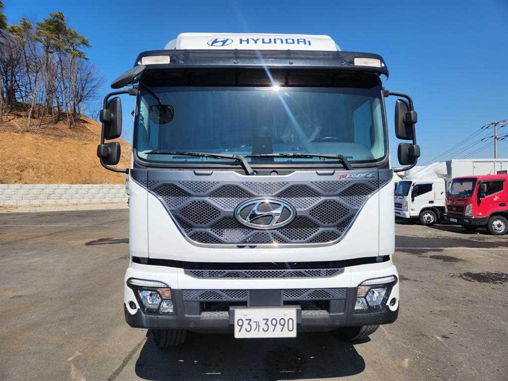 현대 파비스 5톤 윙바디 2022년식 정면 HYUNDAI 썬바이저