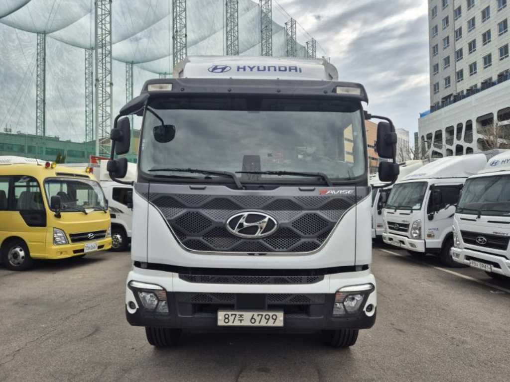 현대 파비스 5톤 윙바디 2023년식 HYUNDAI 디플렉터