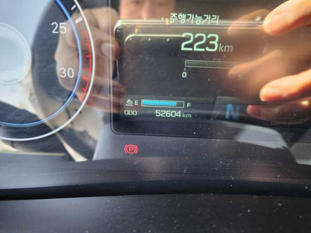 현대 파비스 5톤 카고크레인 2023년식 ODO 52,604km