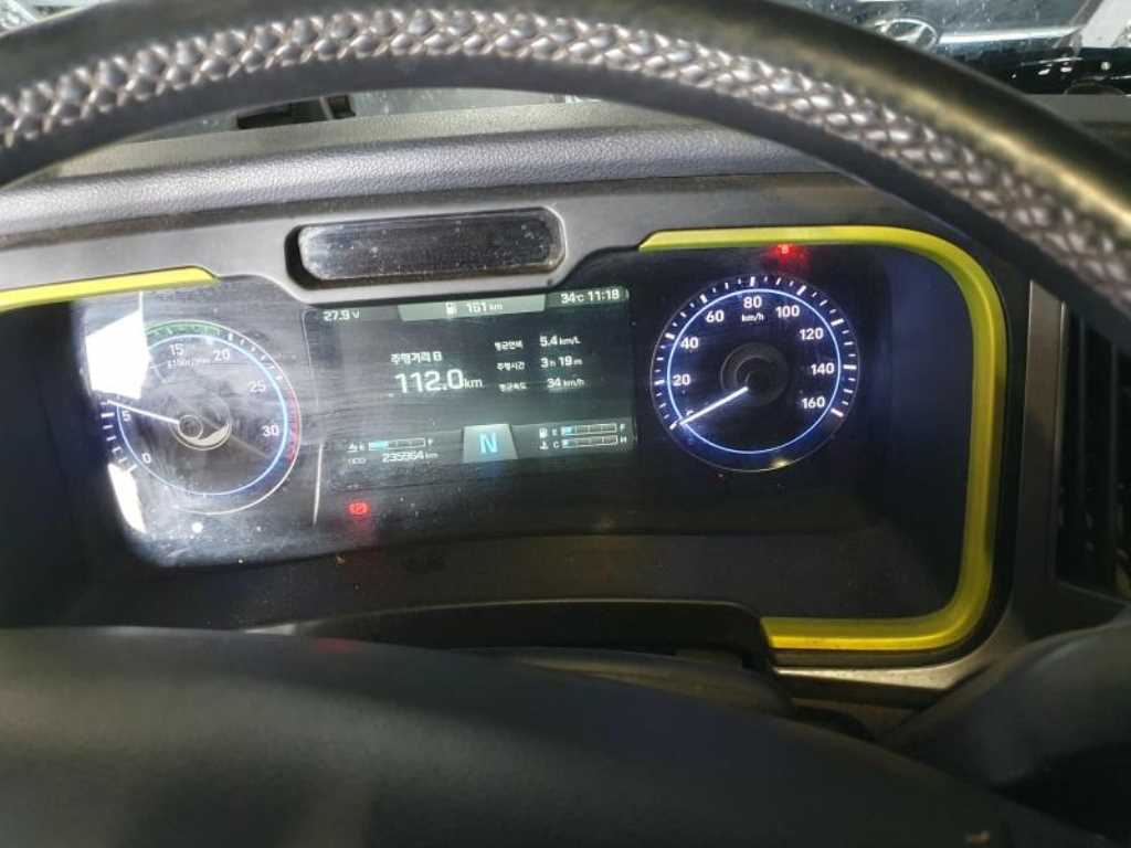 현대 파비스 5톤 카고 2022년식 ODO 235,000km대