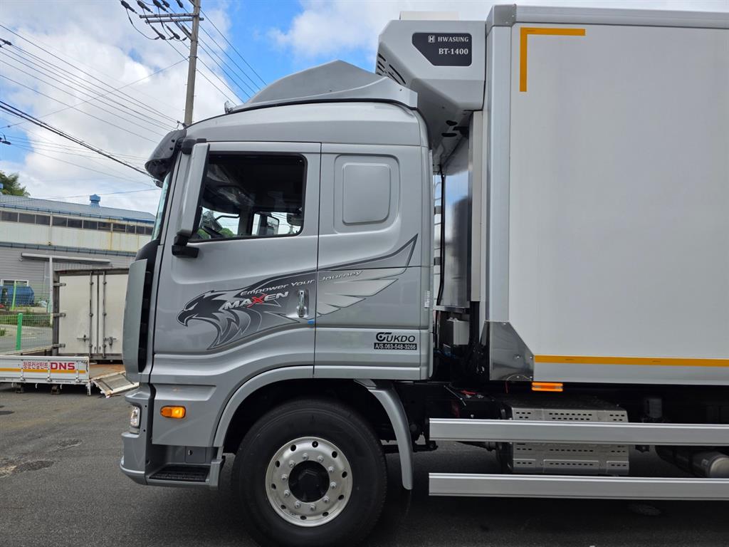 타타대우 맥쎈 8.5톤 냉동탑 2026년식 HWASUNG BT-1400 써브 냉동기