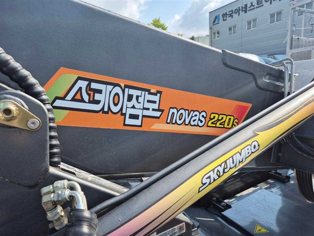 현대 마이티 2.5톤 고소작업차 2023년식 사진 8