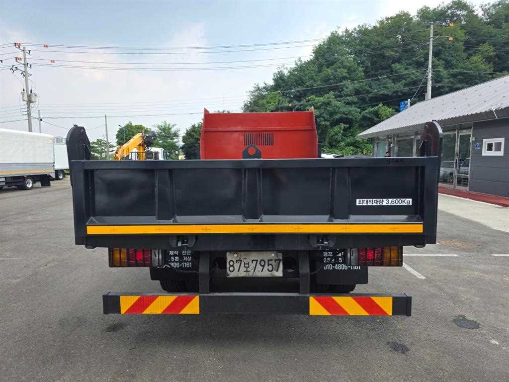 현대 메가트럭 5톤 덤프 2006년식 사진 7