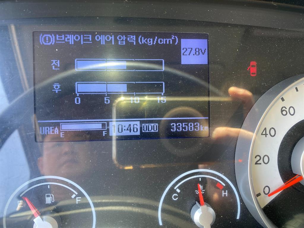 현대 메가트럭 5톤 카고크레인 2020년식 사진 15