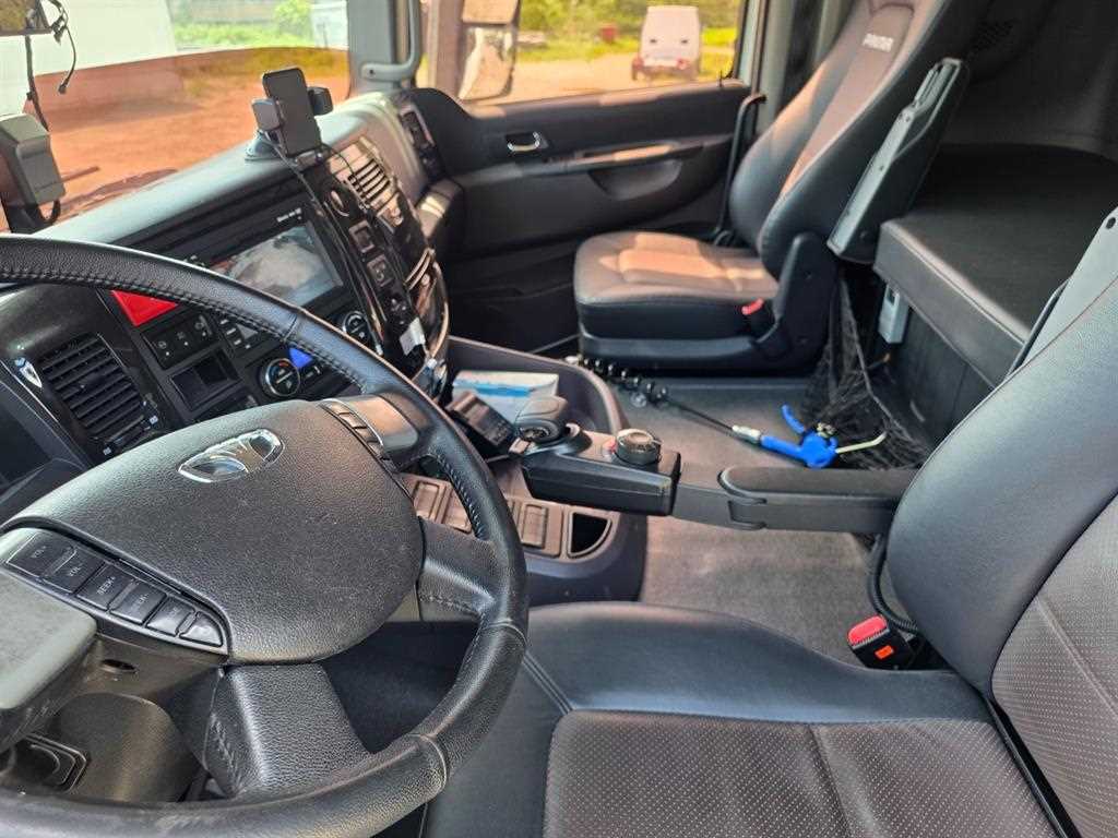 11.5톤 버큠로리 2018년식 사진 13