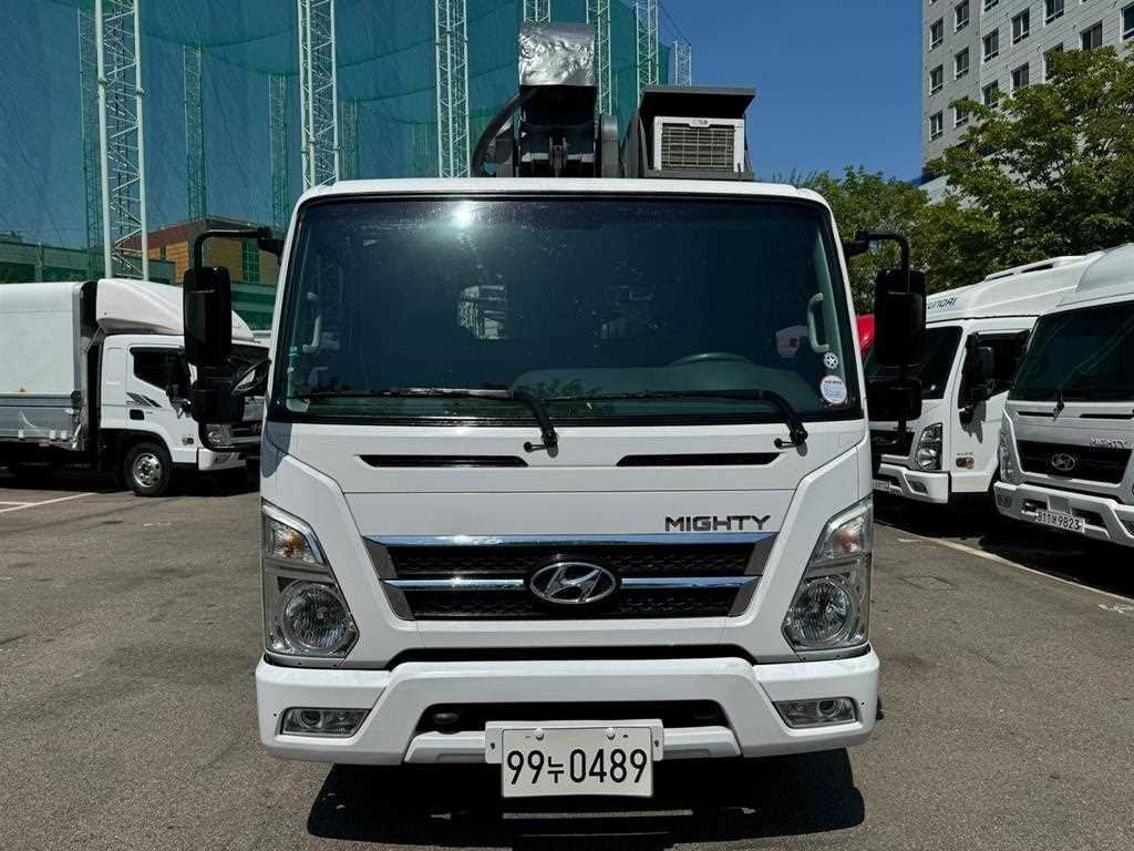 3.5톤 고소작업차 2017년식 사진 2