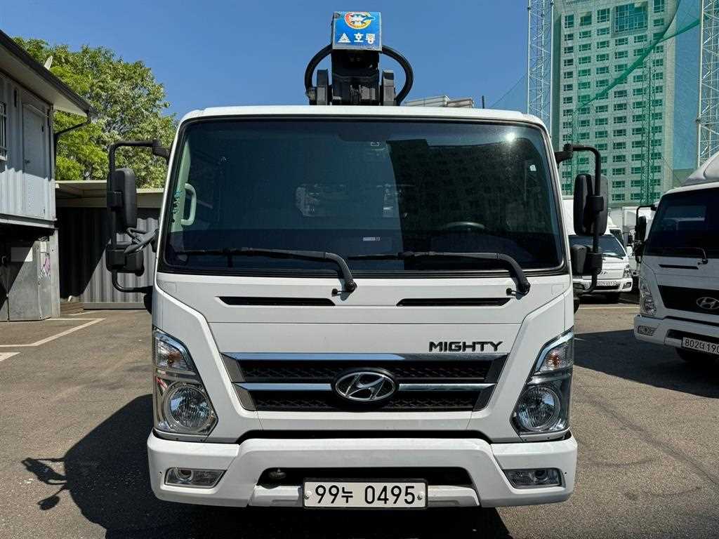 3.5톤 고소작업차 2018년식 사진 2