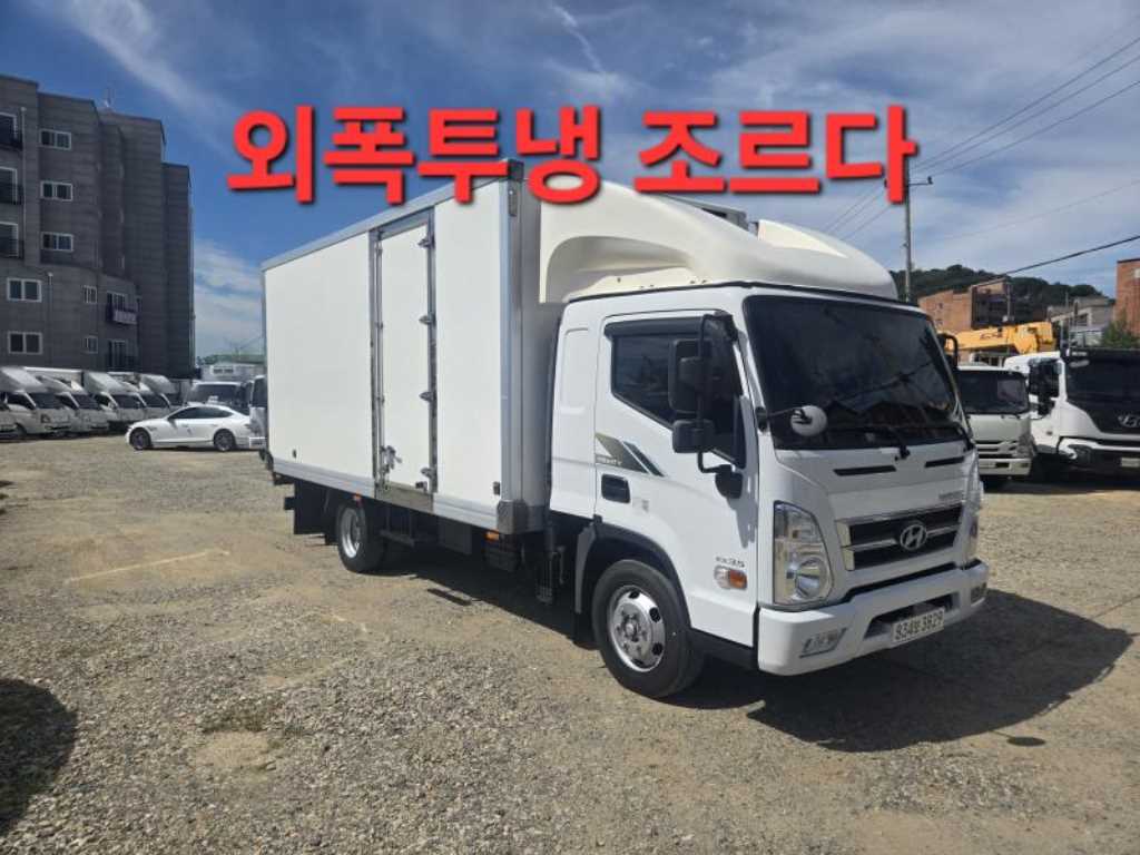 3.5톤 냉동탑 2021년식 사진 1