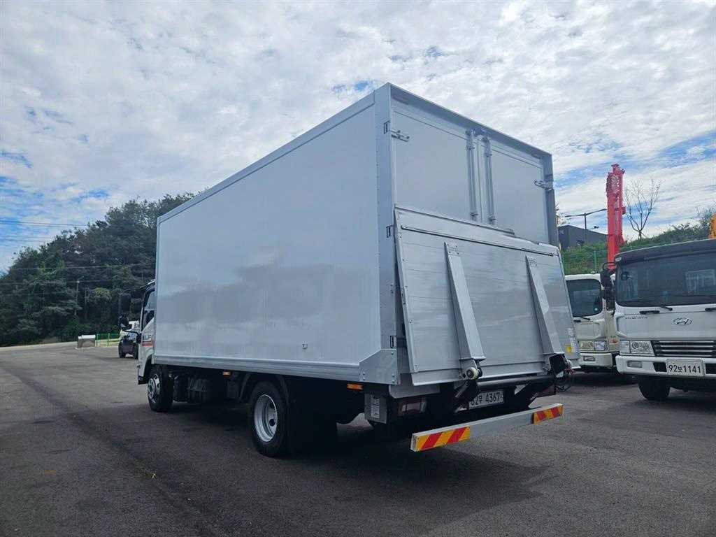 3.5톤 버큠로리 2019년식 사진 8