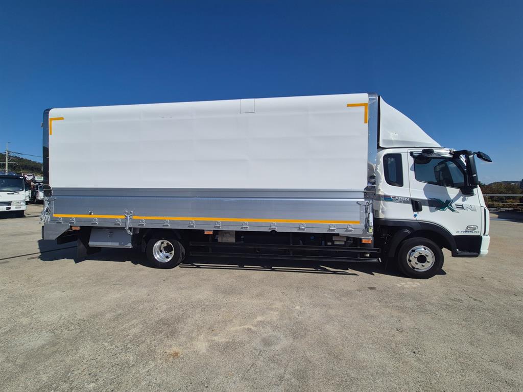 3.5톤 윙바디 2024년식 사진 8